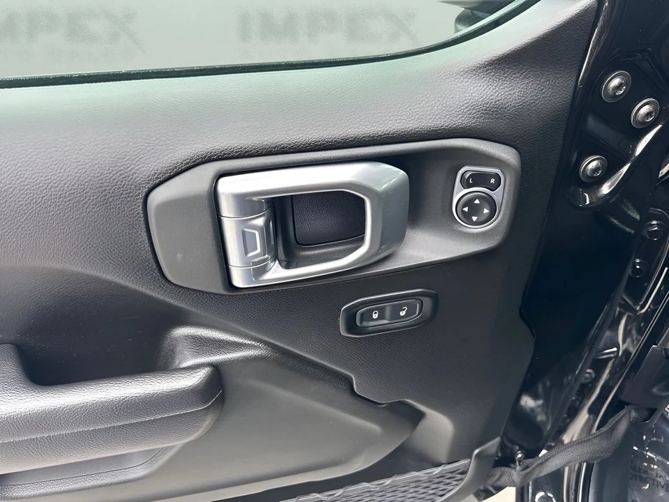 2025 Jeep - Image 27 of 31