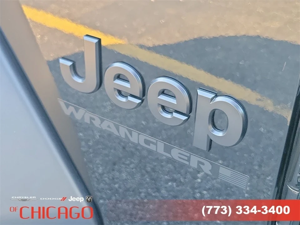 2025 Jeep JL Wrangler - Image 9 of 12