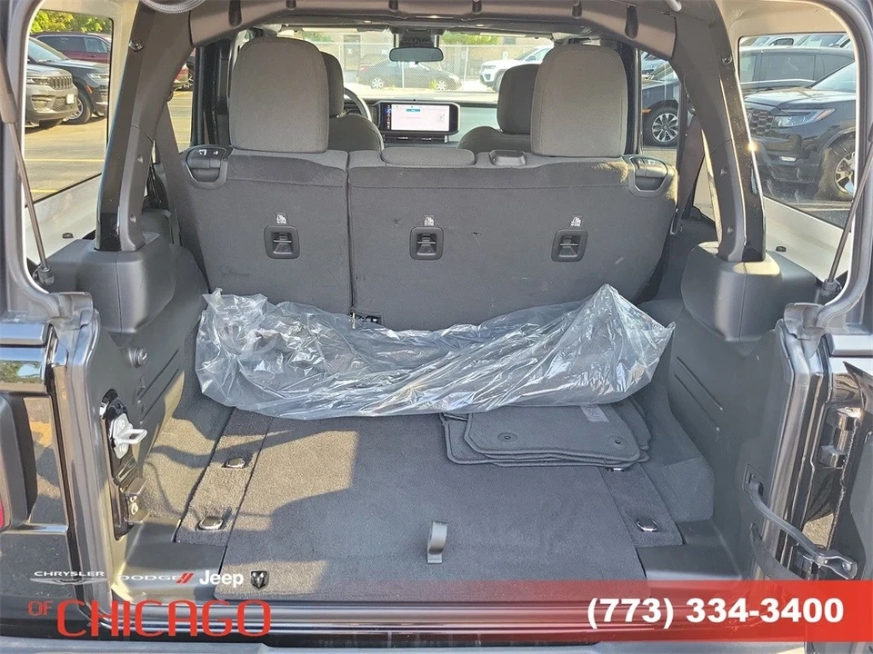 2025 Jeep JL Wrangler - Image 7 of 12