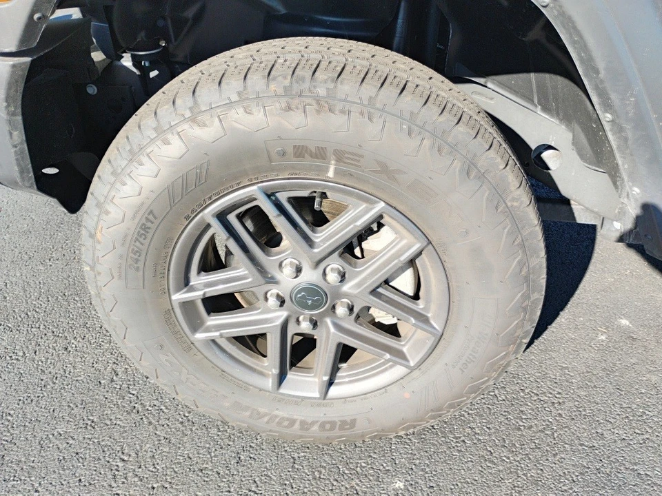 2025 Jeep JL Wrangler - Image 9 of 12