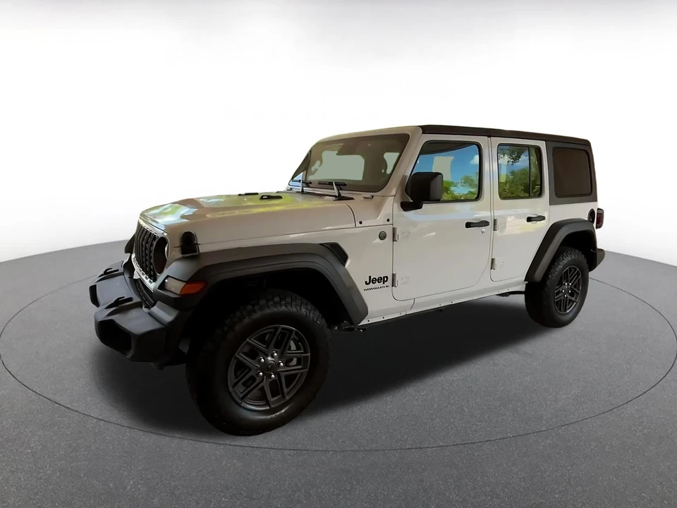 2025 Jeep JL Wrangler - Image 7 of 31