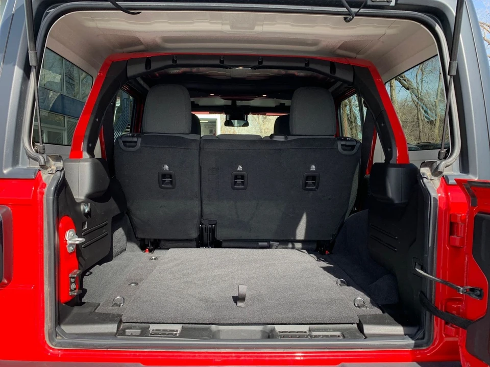 2025 Jeep JL Wrangler - Image 31 of 31