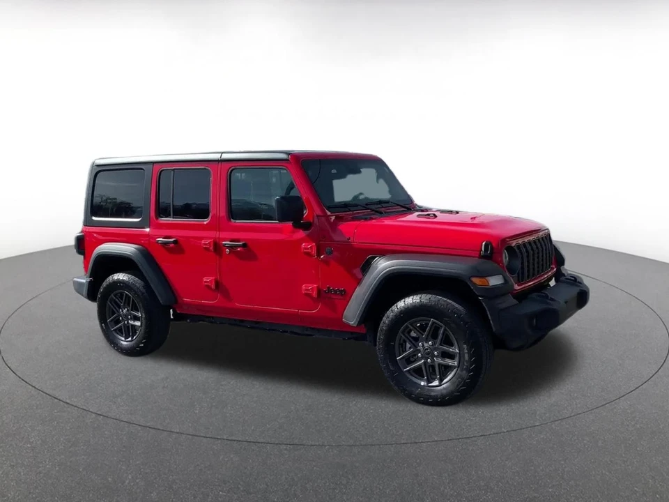 2025 Jeep JL Wrangler - Image 2 of 31
