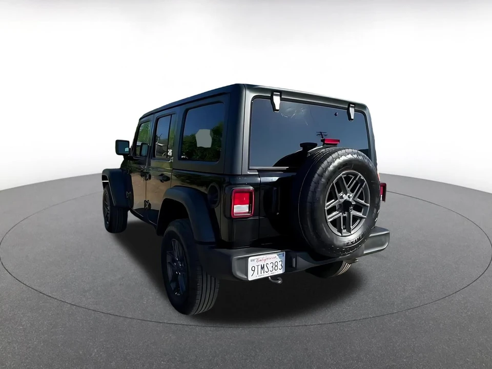 2025 Jeep - Image 12 of 31