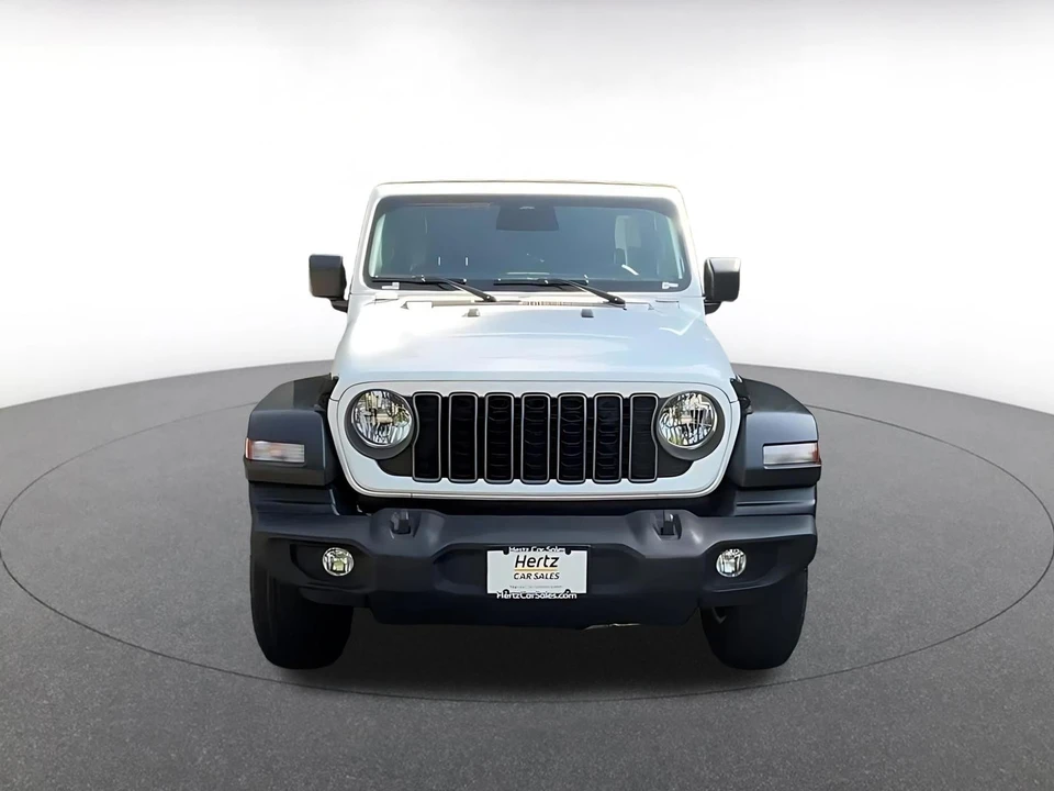2025 Jeep JL Wrangler - Image 4 of 31