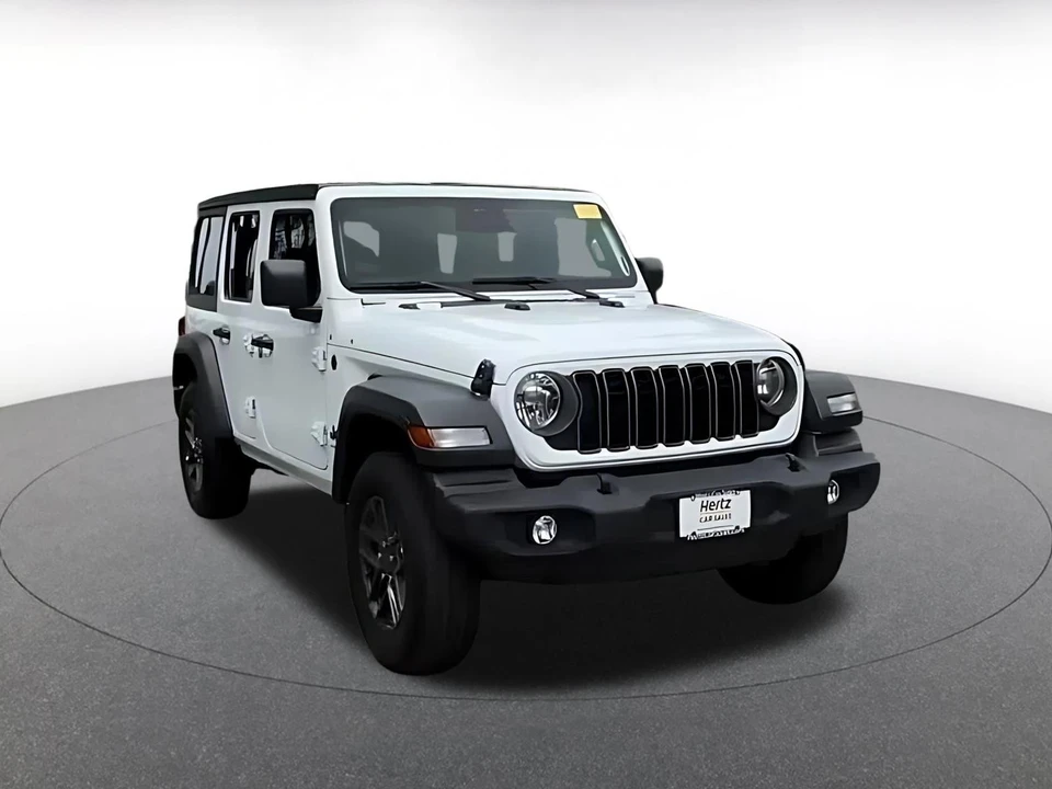 2025 Jeep JL Wrangler - Image 3 of 31