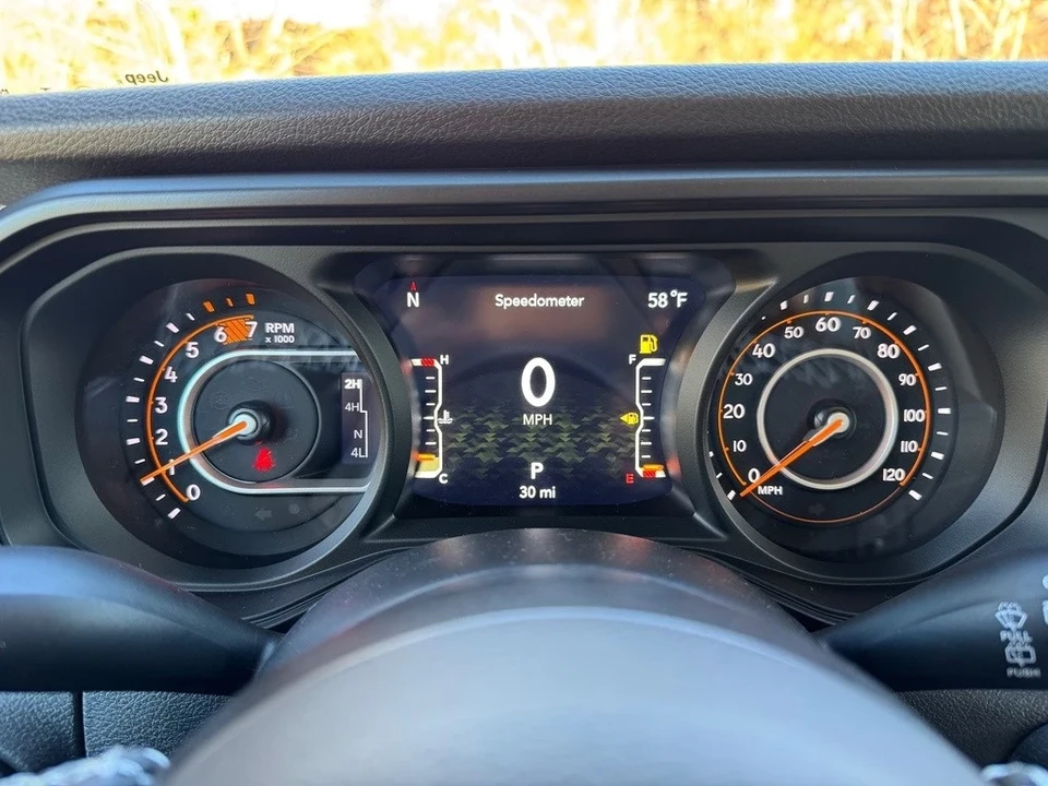 2025 Jeep JL Wrangler - Image 20 of 21
