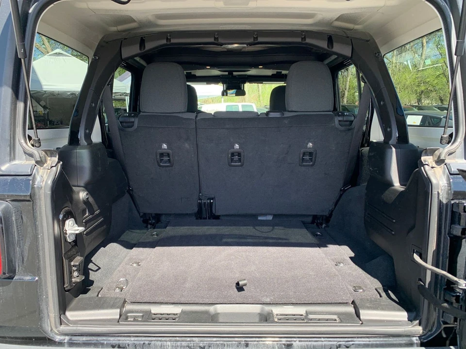 2025 Jeep JL Wrangler - Image 31 of 31