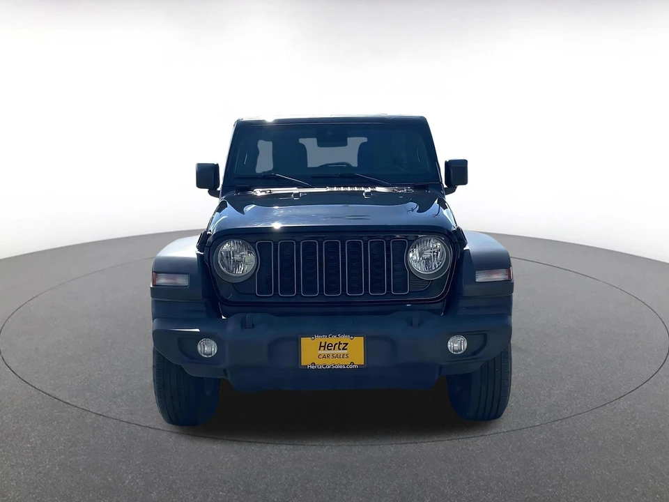 2025 Jeep JL Wrangler - Image 3 of 31