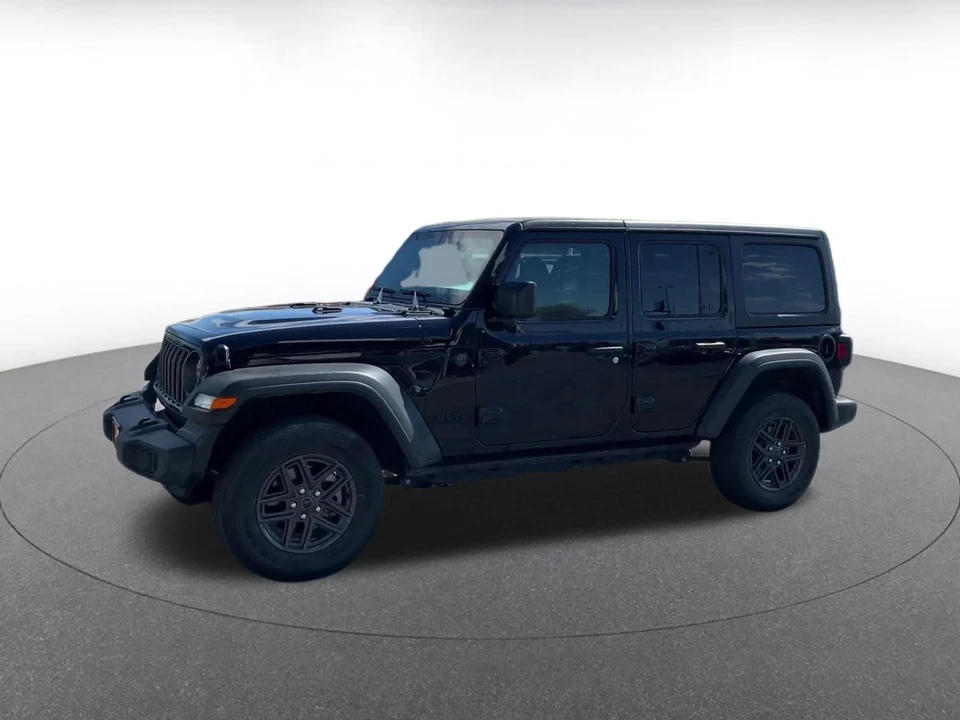 2025 Jeep JL Wrangler - Image 5 of 31
