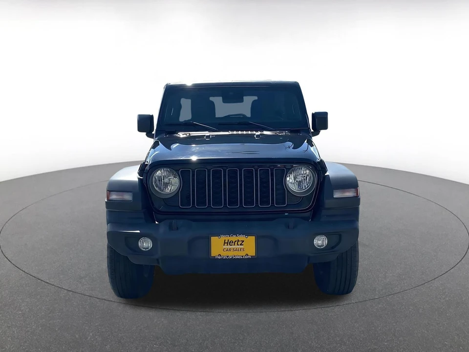 2025 Jeep JL Wrangler - Image 3 of 31