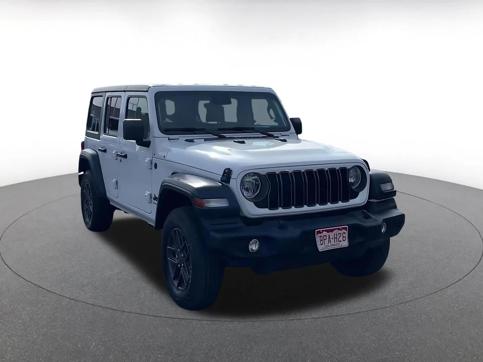 2025 Jeep JL Wrangler - Image 3 of 31