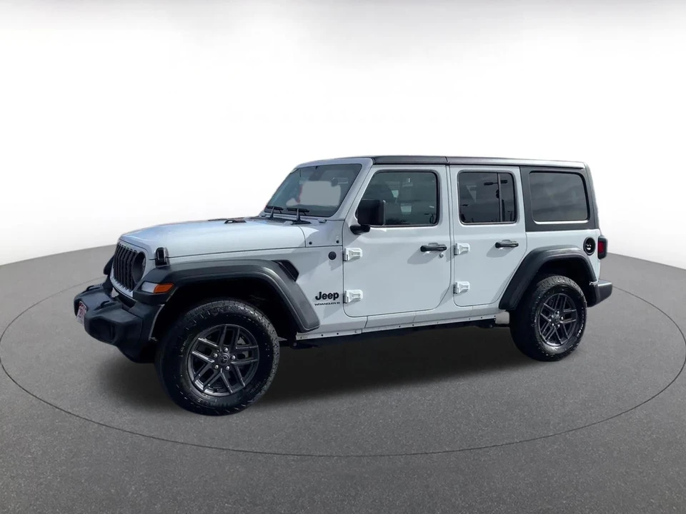 2025 Jeep JL Wrangler - Image 8 of 31