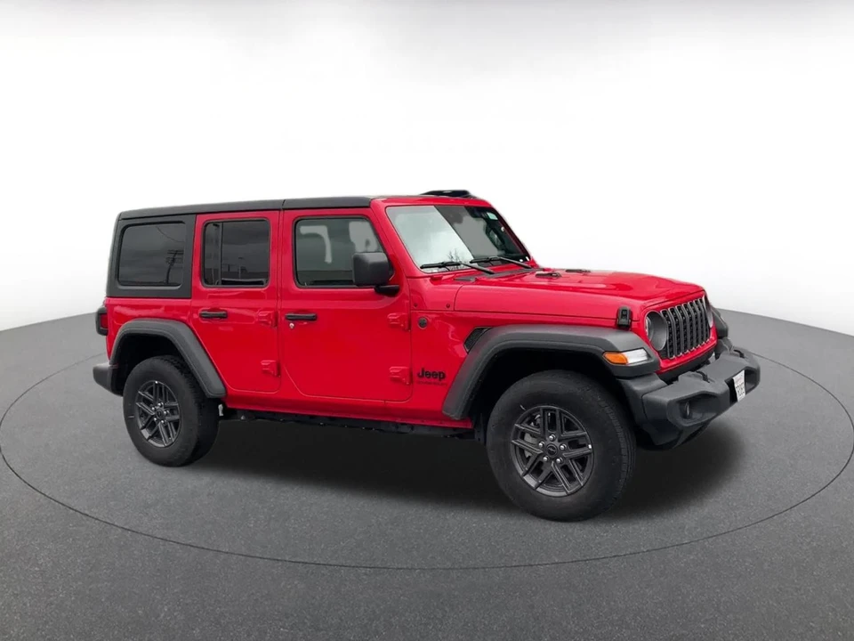 2025 Jeep JL Wrangler - Image 2 of 31