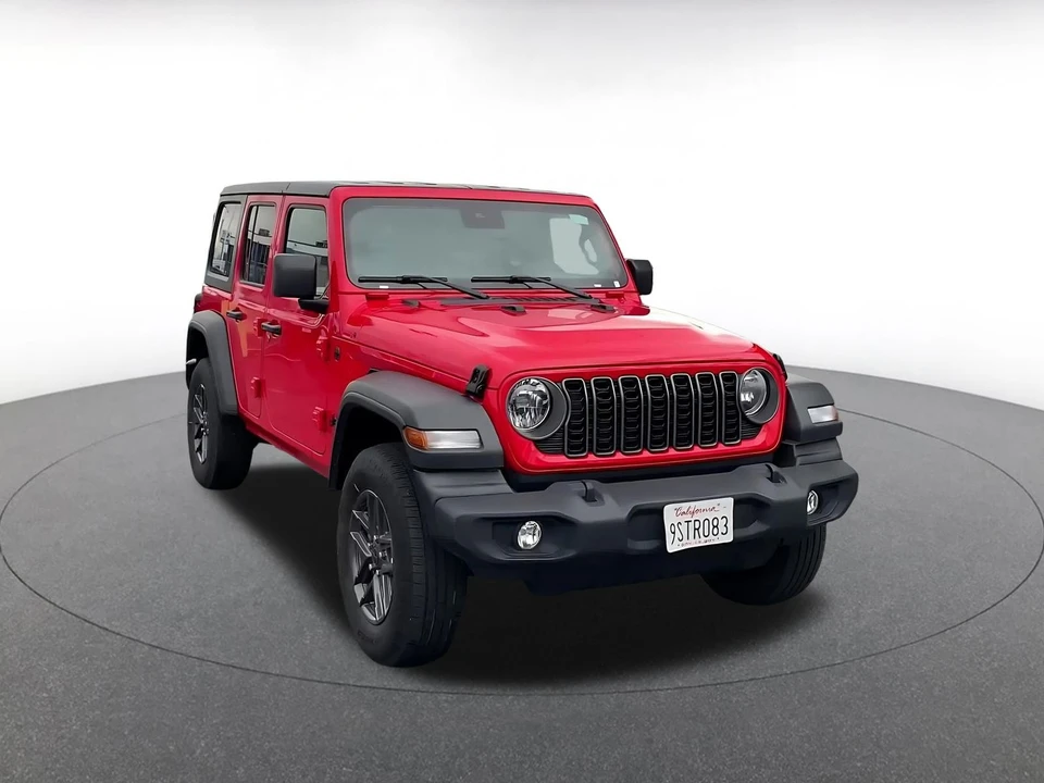 2025 Jeep JL Wrangler - Image 3 of 31