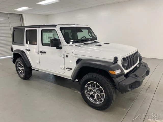 2025 Jeep JL Wrangler - Image 3 of 12