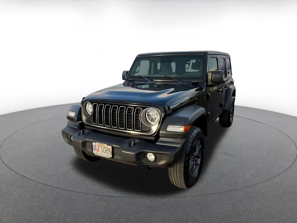 2025 Jeep JL Wrangler - Image 7 of 31