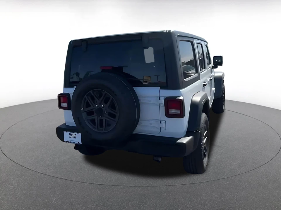 2025 Jeep JL Wrangler - Image 11 of 31