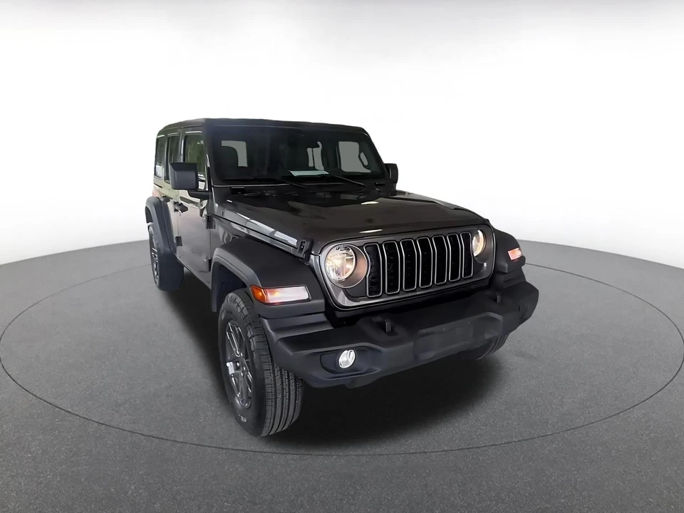2025 Jeep JL Wrangler - Image 2 of 31