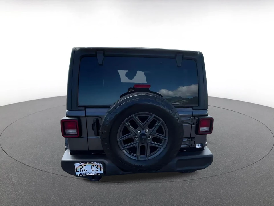 2025 Jeep JL Wrangler - Image 14 of 31