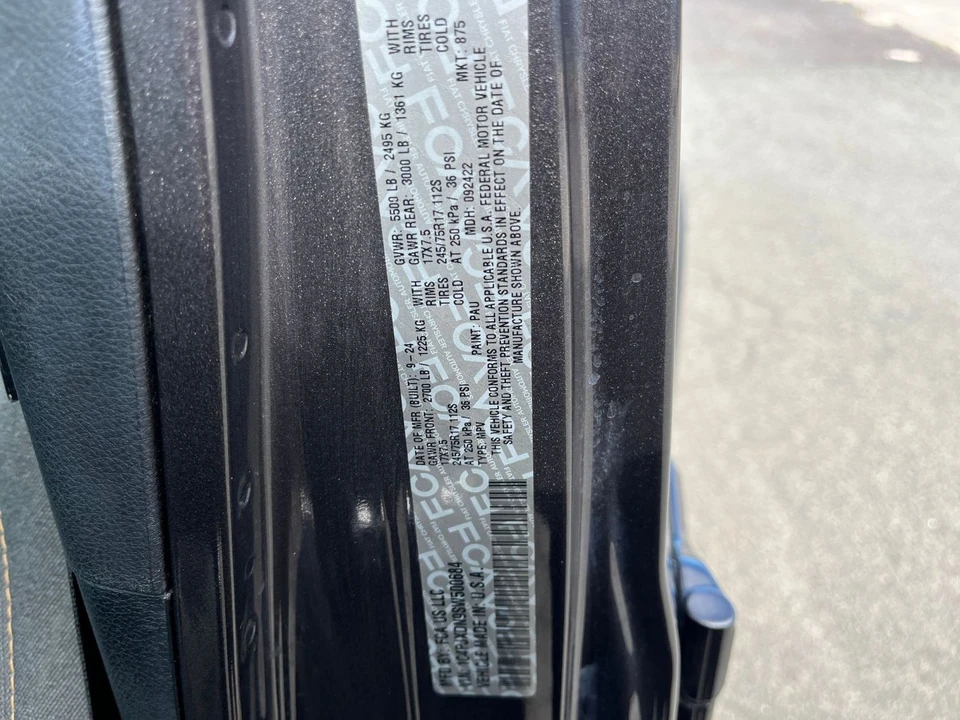 2025 Jeep JL Wrangler - Image 24 of 31