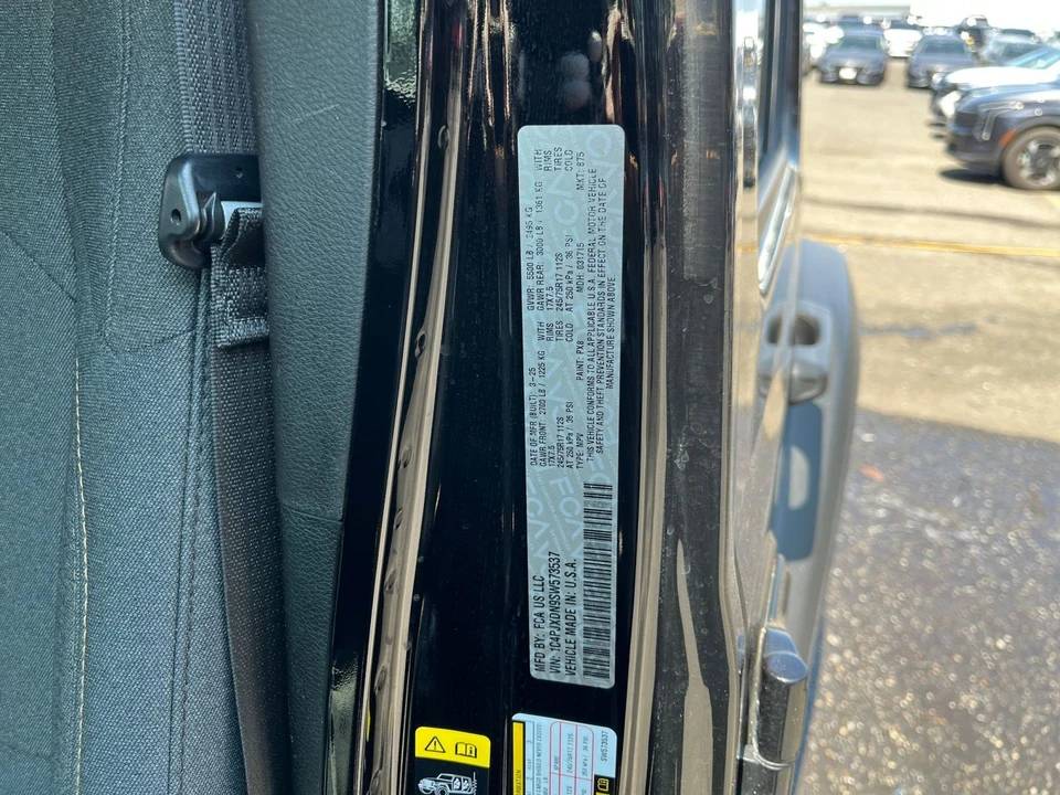 2025 Jeep JL Wrangler - Image 31 of 31
