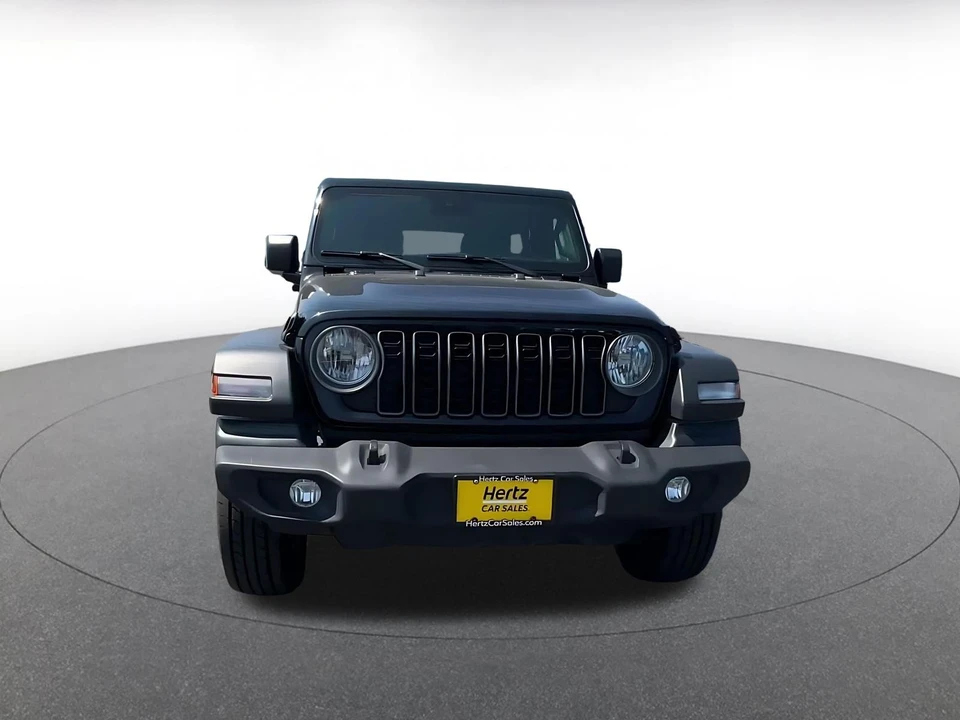 2025 Jeep JL Wrangler - Image 3 of 31