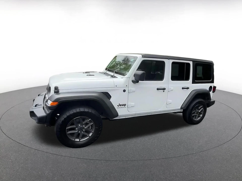 2025 Jeep JL Wrangler - Image 6 of 31
