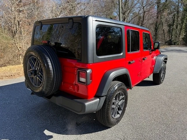 2025 Jeep JL Wrangler - Image 6 of 21