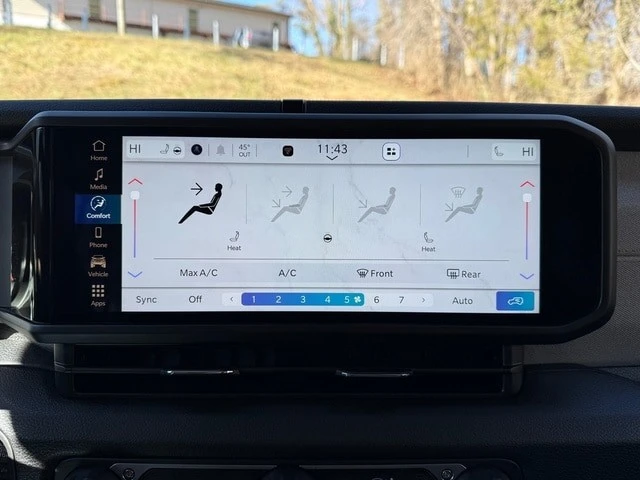 2025 Jeep JL Wrangler - Image 21 of 21