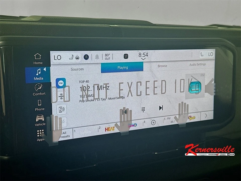 2025 Jeep JL Wrangler - Image 13 of 21