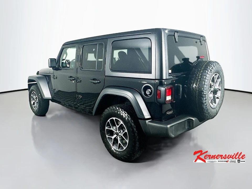 2025 Jeep JL Wrangler - Image 5 of 12