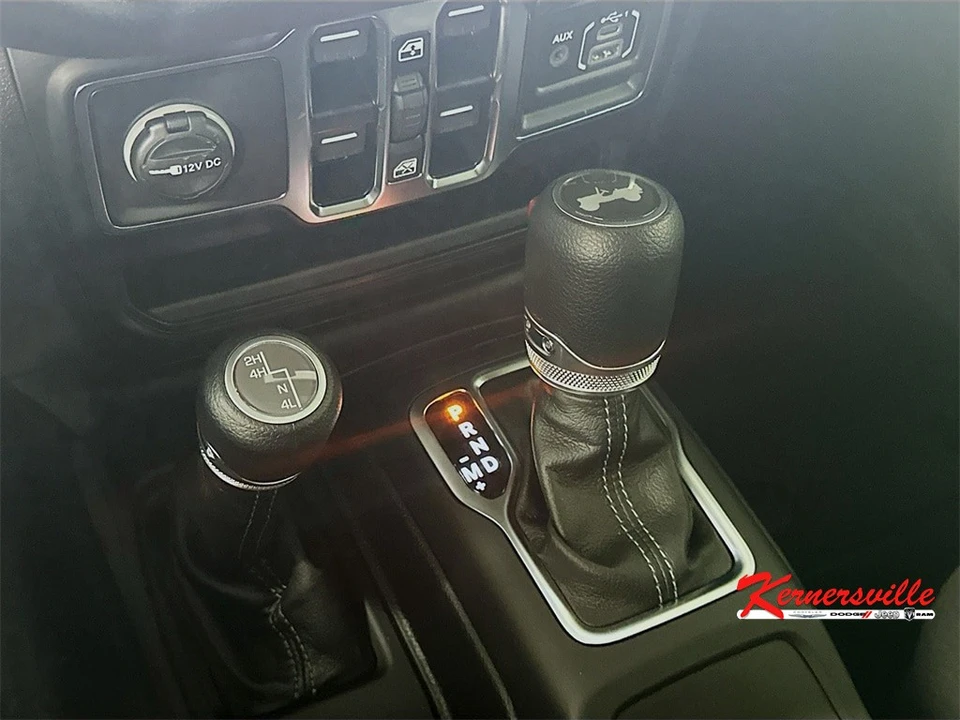 2025 Jeep JL Wrangler - Image 12 of 20