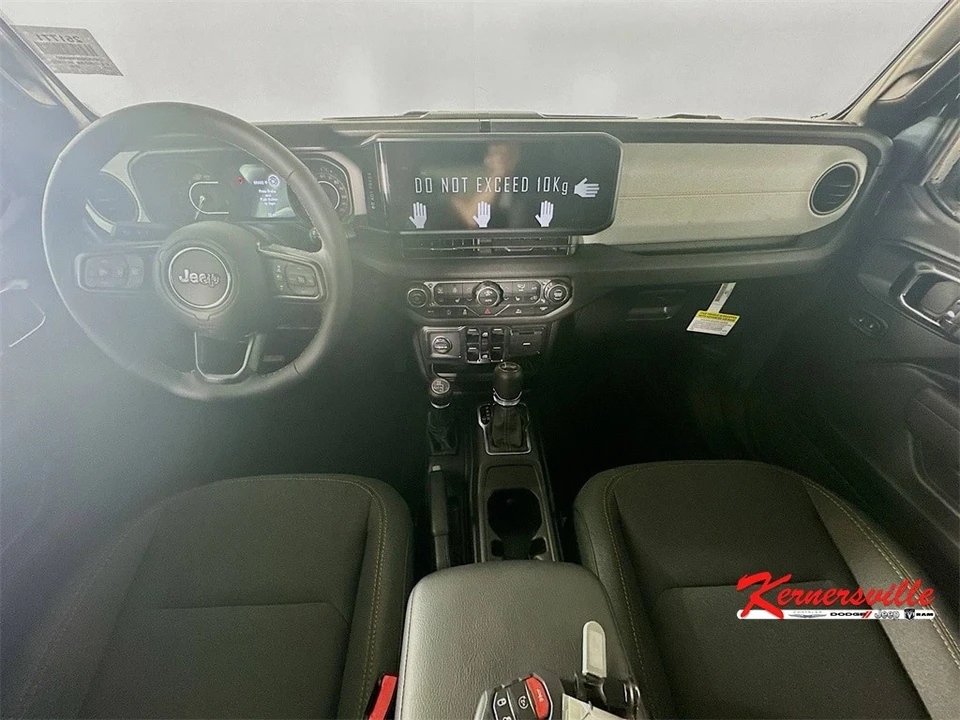 2025 Jeep JL Wrangler - Image 9 of 21