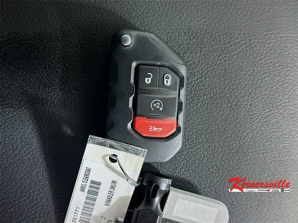 2025 Jeep JL Wrangler - Image 20 of 21