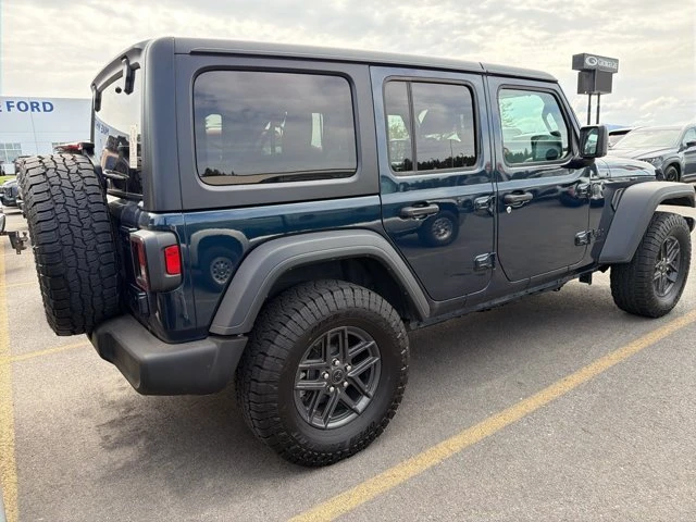 2025 Jeep JL Wrangler - Image 4 of 9