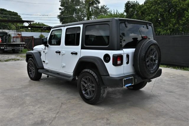 2025 Jeep JL Wrangler - Image 5 of 19