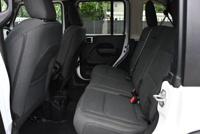 2025 Jeep JL Wrangler - Image 15 of 19