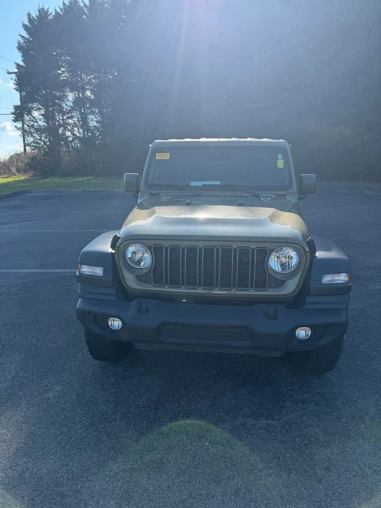 2025 Jeep JL Wrangler - Image 3 of 11