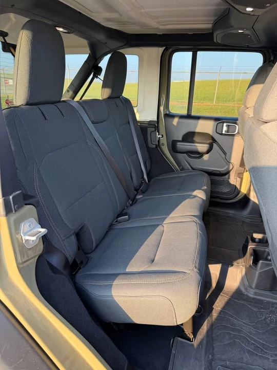2025 Jeep JL Wrangler - Image 7 of 12