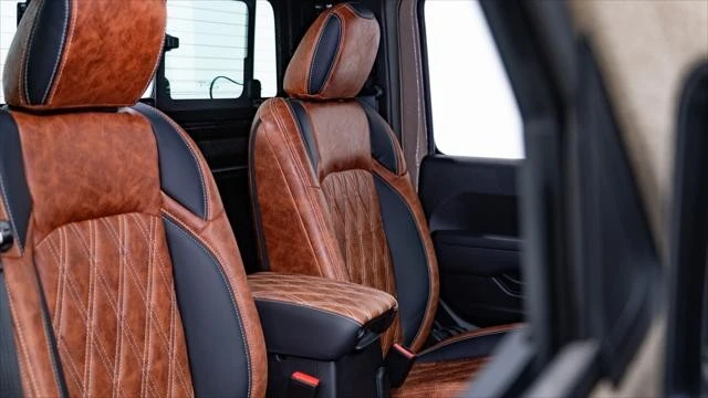 2025 Jeep JL Wrangler - Image 4 of 31