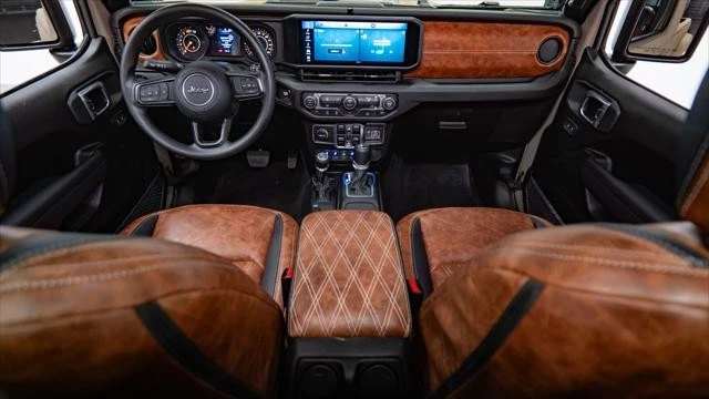 2025 Jeep JL Wrangler - Image 3 of 31