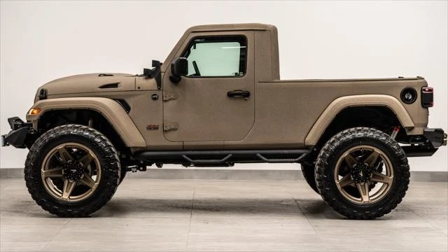 2025 Jeep JL Wrangler - Image 17 of 31