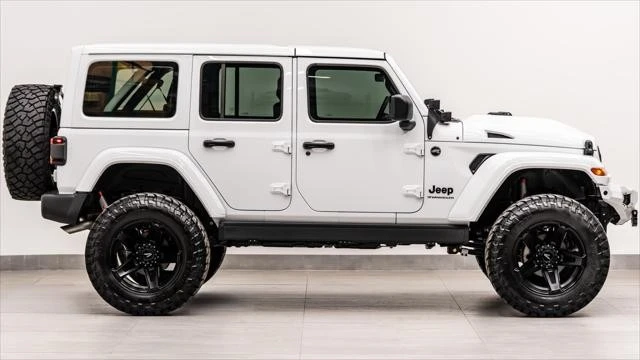 2025 Jeep JL Wrangler - Image 7 of 31