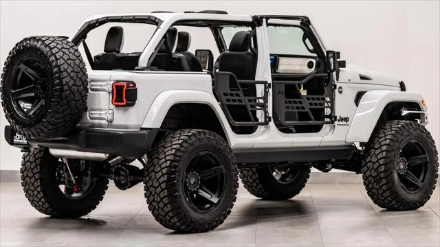 2025 Jeep JL Wrangler - Image 15 of 31