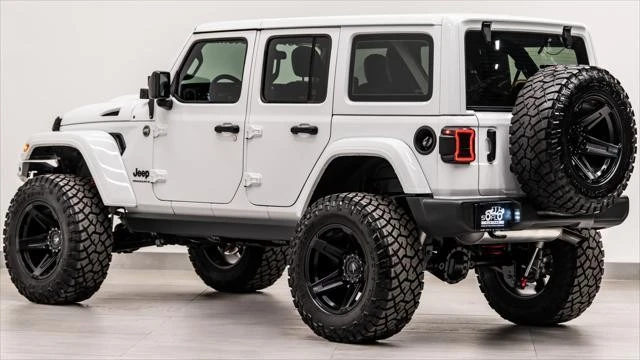 2025 Jeep JL Wrangler - Image 10 of 31