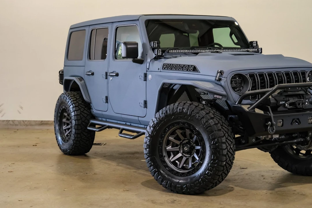 2025 Jeep JL Wrangler - Image 7 of 12