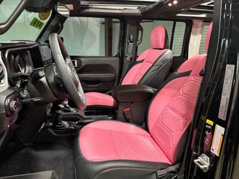 2025 Jeep JL Wrangler - Image 10 of 17