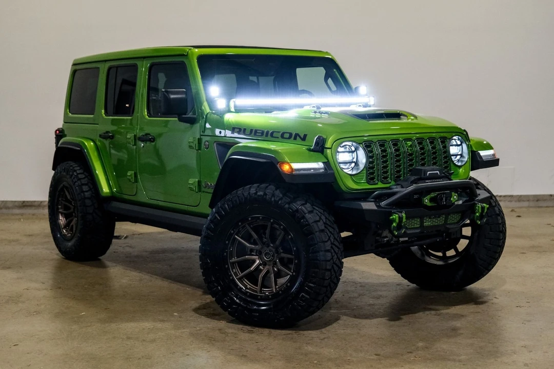 2025 Jeep JL Wrangler - Image 8 of 12
