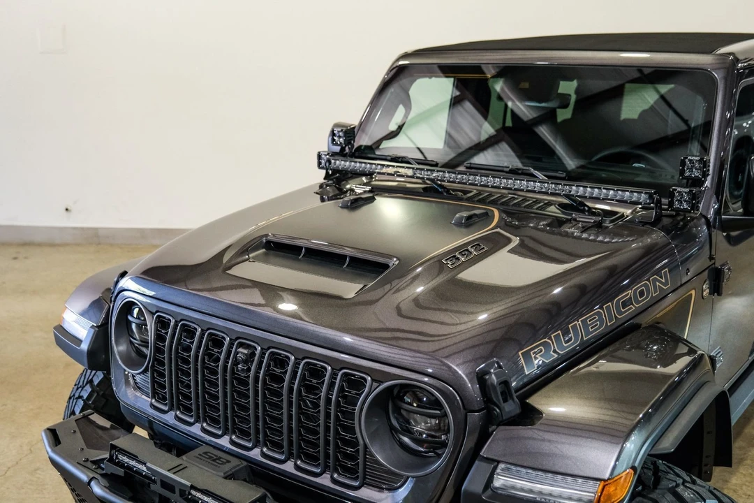 2025 Jeep JL Wrangler - Image 5 of 12